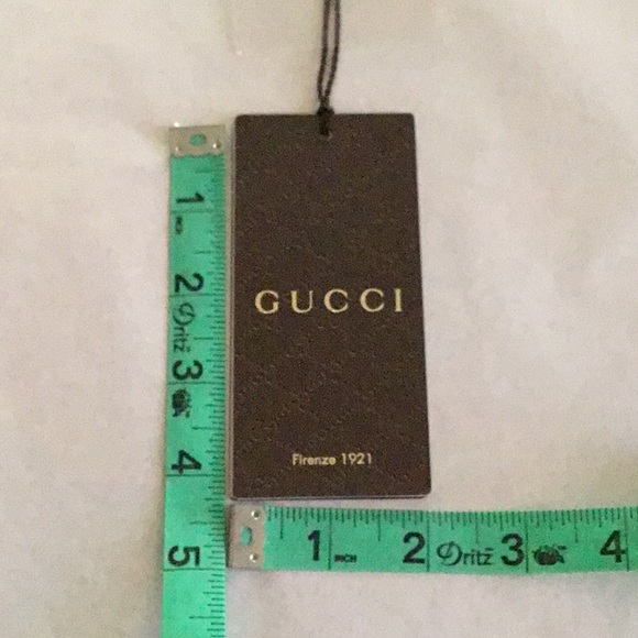 GUCCI TAG PRICE BOOK FROM HANDBAG NO LONGER HAVE - Picture 11 of 11
